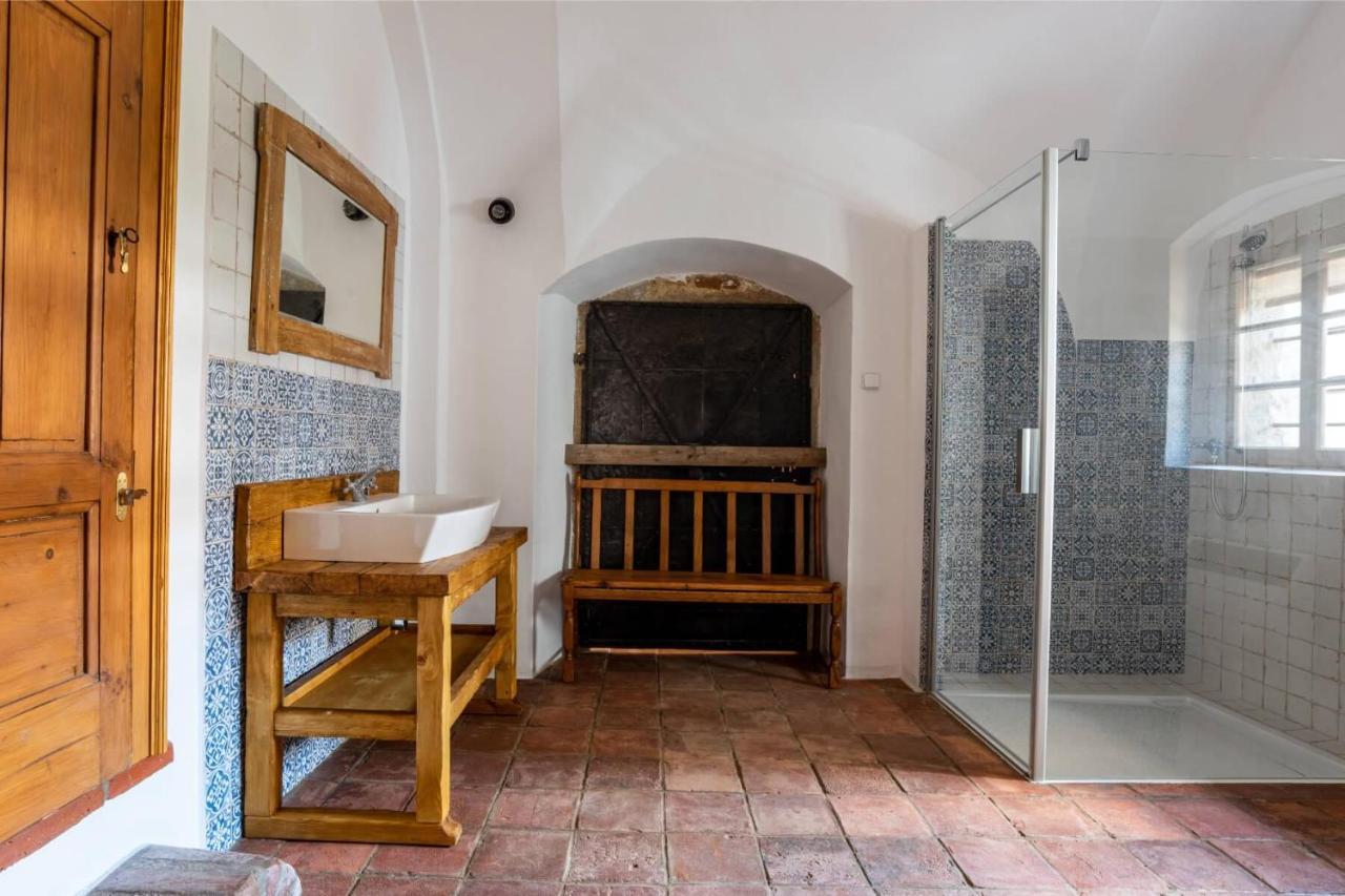 Ambrozuv Dvur Apartment Pouzdrany Bagian luar foto